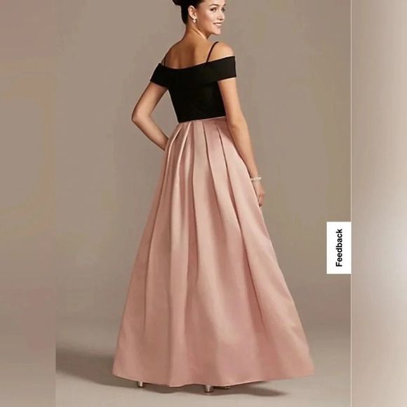 Semi-Formal dress with pockets! - Picture 2 of 5